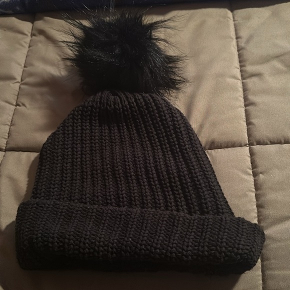 Love your melon beanie black with removable pom - Picture 2 of 4